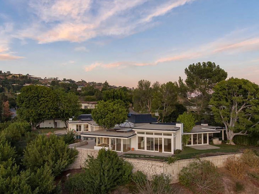 La lujosa mansión de Elvis Presley en Beverly Hills