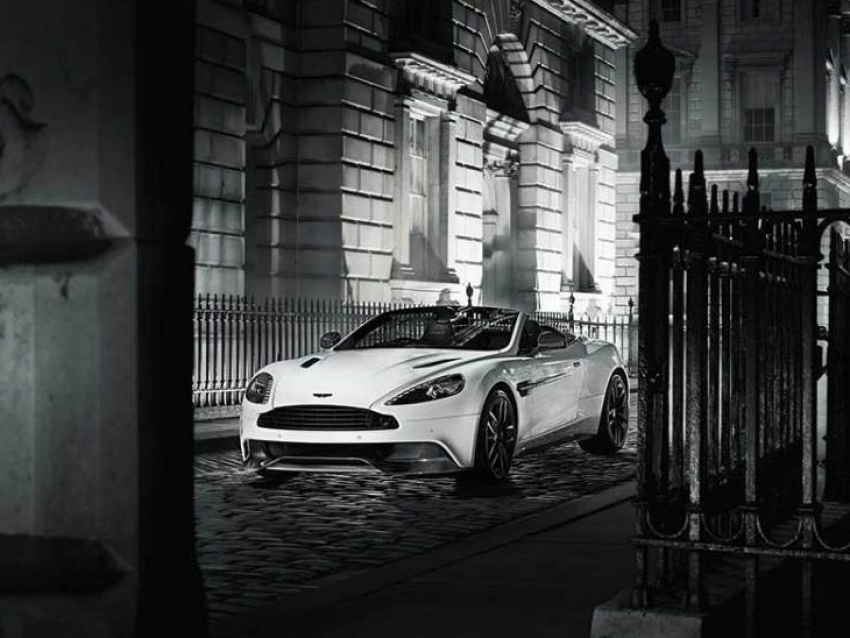 El elegante Aston Martin Vanquish Carbon Edition