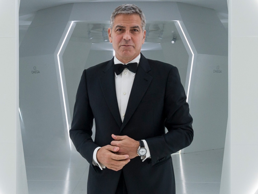 George Clooney junto a Omega y los astronautas