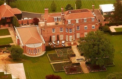 Beckham vende su fabulosa mansión Británica