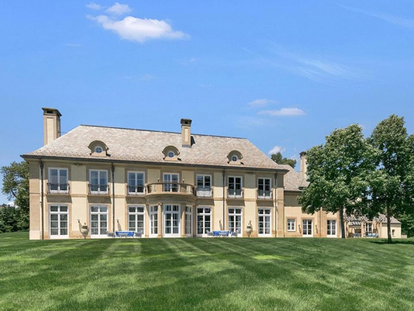 Bon Jovi vende su majestuosa mansión en New Jersey